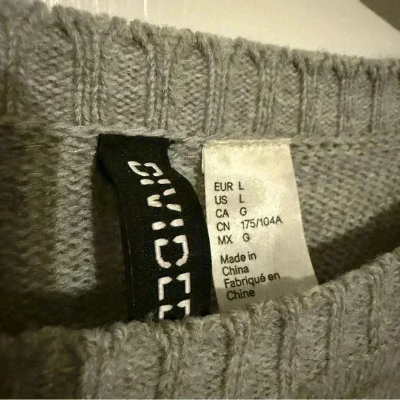 H&M Ho Ho Ho Sequin Sweater - Picture 3 of 3